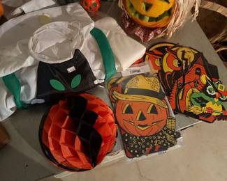 Halloween Decor