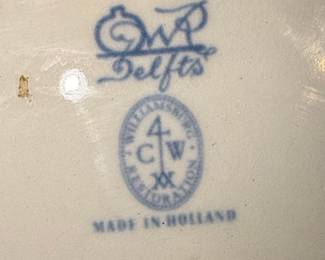 Williamsburg Restoration Delft Style Serving Bowl