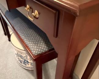 Federal Style Mahogany Console Table with Bench