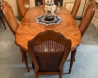 Thomasville French Provincial Dining Set