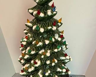 Atlantic Mold Ceramic Christmas Tree