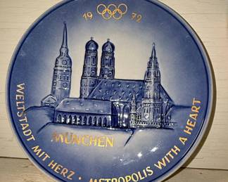 1972 Munich Olympics Goebel Plate "Metropolis with a Heart"