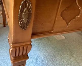 Henredon Mid-Century Walnut Side Table