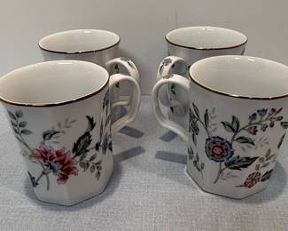 Andrea by Sadek Buckingham Pattern Mugs