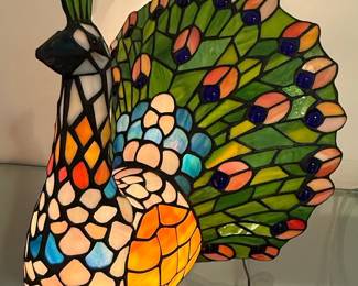 Tiffany Style Peacock Stained Glass Accent Lamp