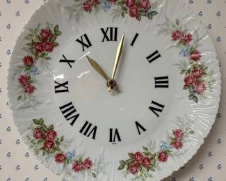 Le Trefle Limoges Porcelain Wall Clock