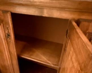 Henredon French Provincial China Cabinet
