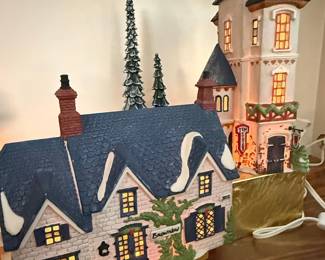 Dept 56 Dickens Village Brownlow House & Tin Soldier Shop
