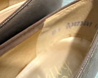 Jelly Comfortflex Metallic Brown Bow Pumps