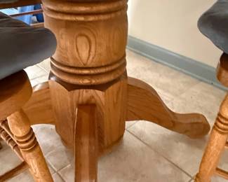 Oak Spindle Back Dining Set Style