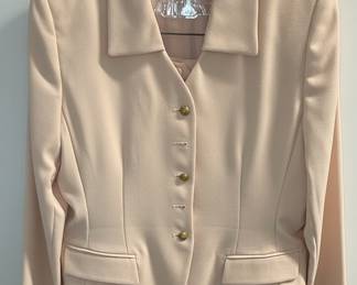 Le Suit Pastel Professional Skirt Suit