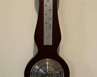 Jason Banjo Style Weather Station
