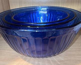Anchor Hocking Cobalt Blue Ribbed Casserole Dish with Lid