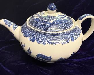 Blue Willow Teapot by Johnson Brothers