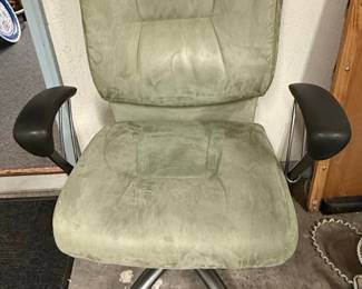 Modern Swivel Office Chair