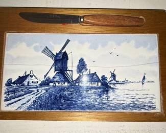 Elesva Delft Style Windmill Cheese Board with Knife