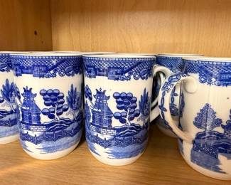 Blue Willow Style Porcelain Mugs