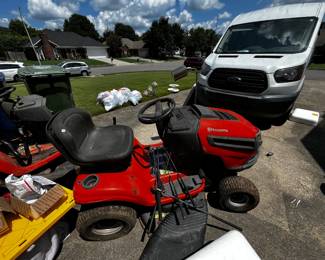 #037 Husqvarna Riding Mower (doesn't start for parts) $100.00