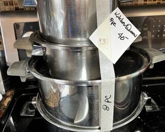 #093 Kitchen Queen 8 Pc Cookware $40.00