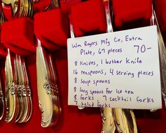 #091 William Rogers 67 Pc Silverplated Flatwre $70.00