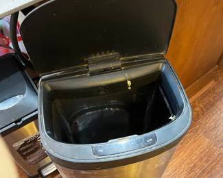 #097 Pedal Operated Trash Bin 18" $20.00