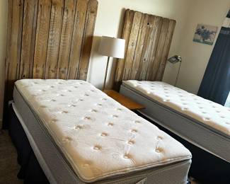 #013 Set of 2 Wood Fence Posts Headboard only (sold as a pair) $150.00