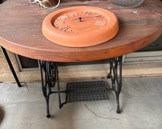Singer Treadle Sewing Machine Cast Iron Base