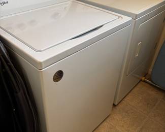 Whirlpool Washing Machine & Roper Electric Dryer