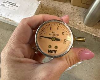 107 nosfuelpressuregaugeassembly