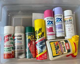 208 assortedhouseholdspraycleanersandpa