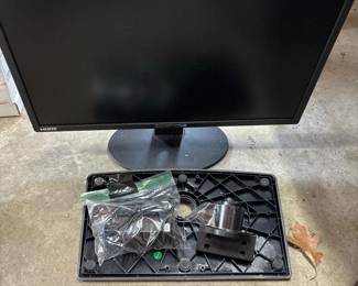 072 sceptree225wledmonitorwithstandand