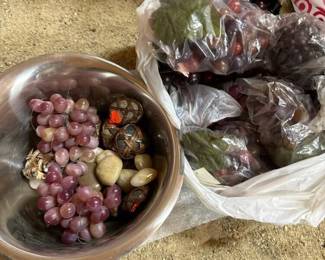 142 assortedartificialgrapes