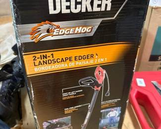 097 blackdeckeredgehogle750landscapeedg