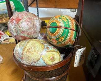 189 decorativerussianstyletineggsinwov