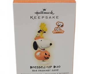 Hallmark Keepsake Snoopy Dressed-Up Duo Ornament