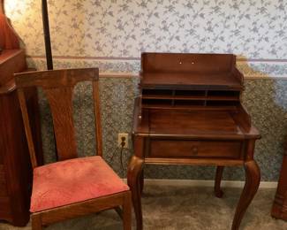 Secretary Desk 39x25x22