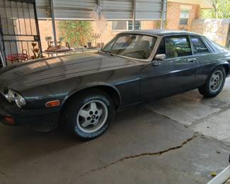 1976 Jaguar XJ-S Coupe with 350 Chevy engine rebuilt 