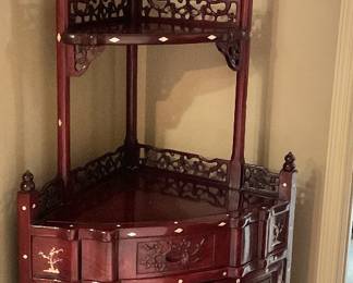 Oriental Corner cabinet 76x31