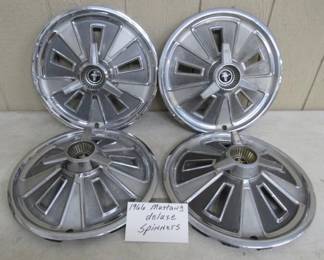 1966 Mustang Deluxe Spinners Hubcaps