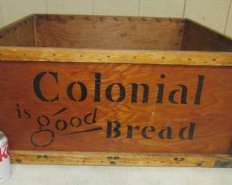 1940's - 1950's Wood Colonial Bread Tote