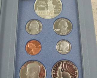 1986 Prestigue Coin Set