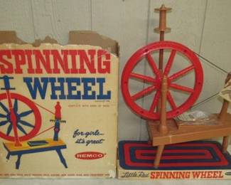 1961 Little Red Spinning Wheel w/Box