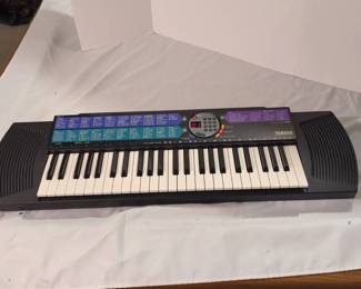 Yamaha Portatone Psr77 Keyboard