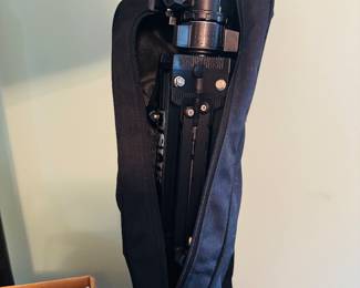 Slik U212 Deluxe Tripod