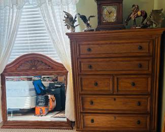 Broyhill Bedroom Set