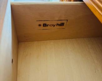 Broyhill Bedroom Set