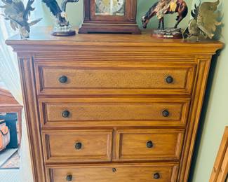 Broyhill Bedroom Set