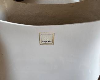 #28 - $3,600 - Saporiti Italia space age Jarama pedestal table 62Lx37Wx29H designed by Alberto Rosselli in 1969 with 4 matching chairs 17Wx18Dx27 1/2T - The Jarama desk and table system was designed in 1969 by Italian architect Alberto Roselli and designer for the luxury Italian manufacturer Saporiti Italia-It is a celebratic icon of futuristic Space Age and all plastic fiberglass - 