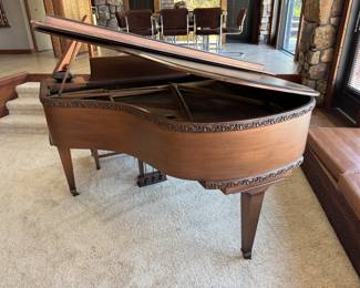 #4 - $1,000-BREWSTER NY Baby grand piano Early 20th cent 