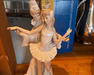 #51 - $50- Lladro Carnival couple model #4482. NO BOX